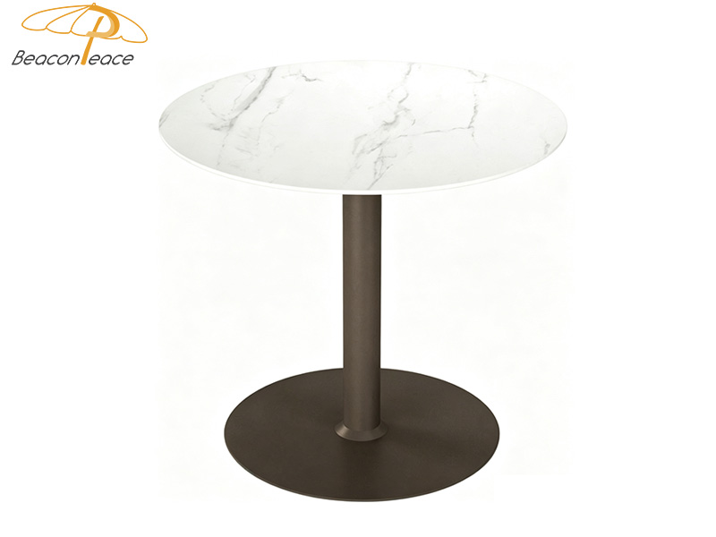 Outdoor Round Dining Table